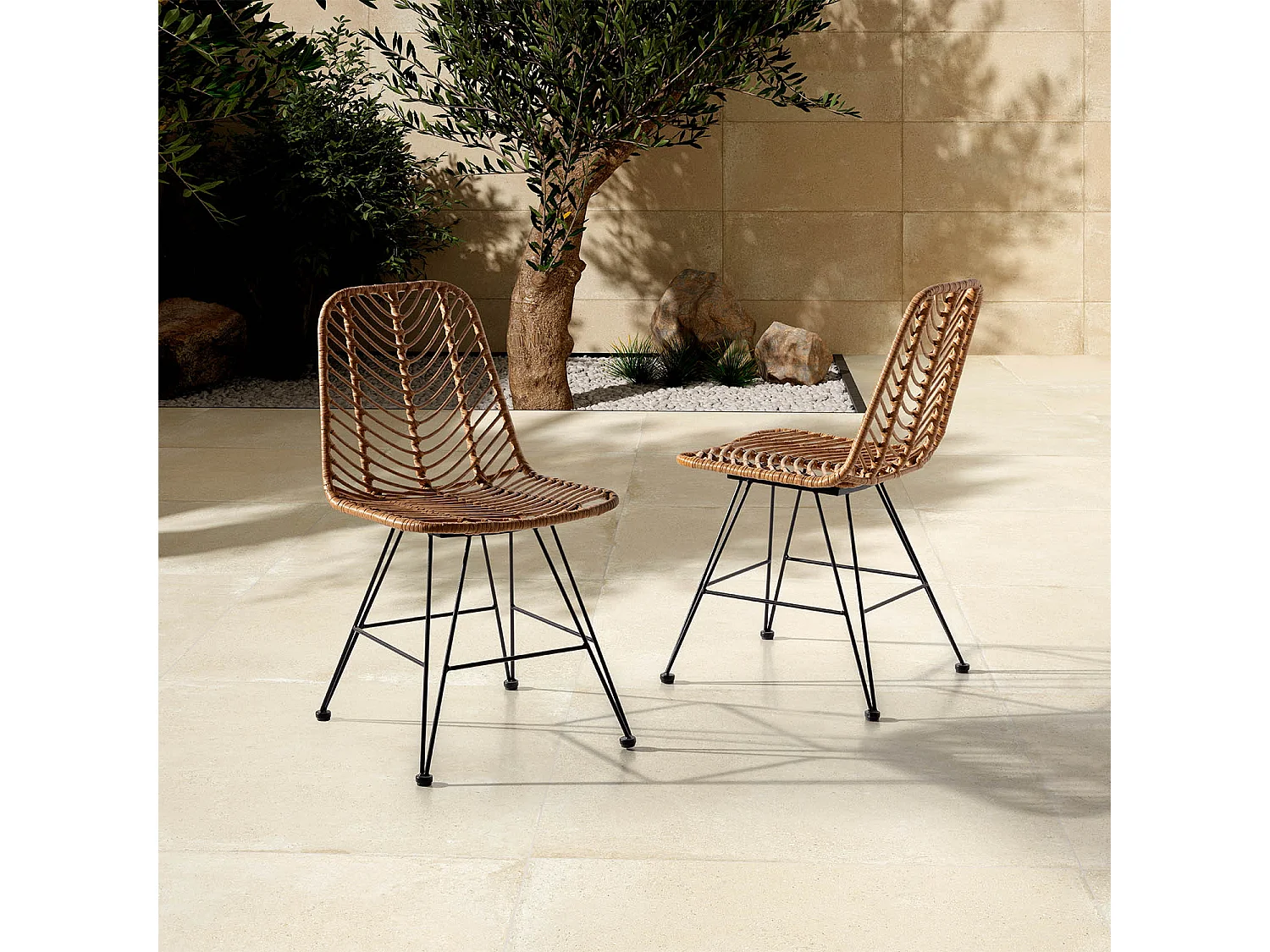 Set di 2 sedie da pranzo o da giardino Emi Ratan/Nero