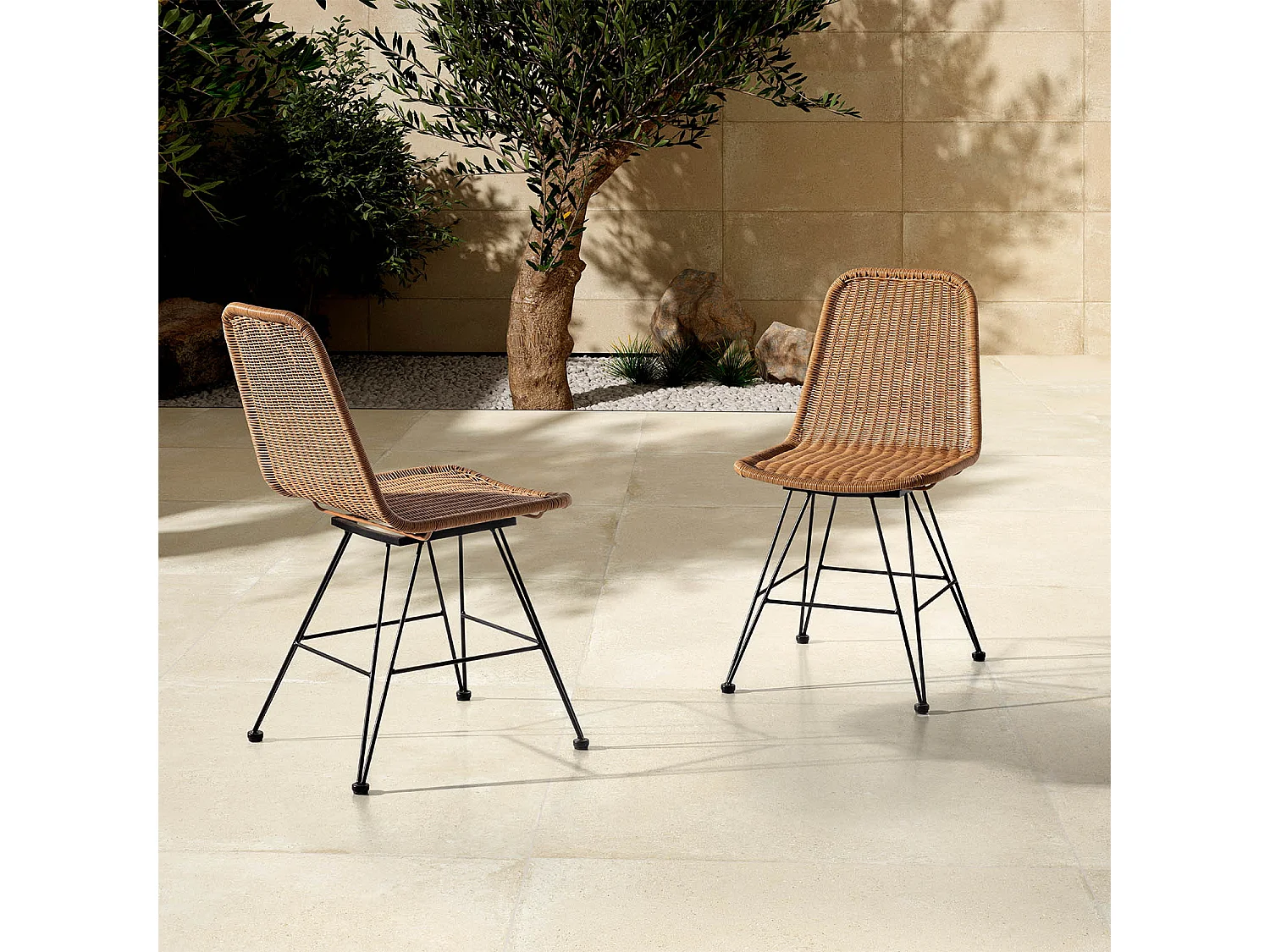 Pack de 2 chaises de salle à manger ou de jardin Beth Ratan/Noir