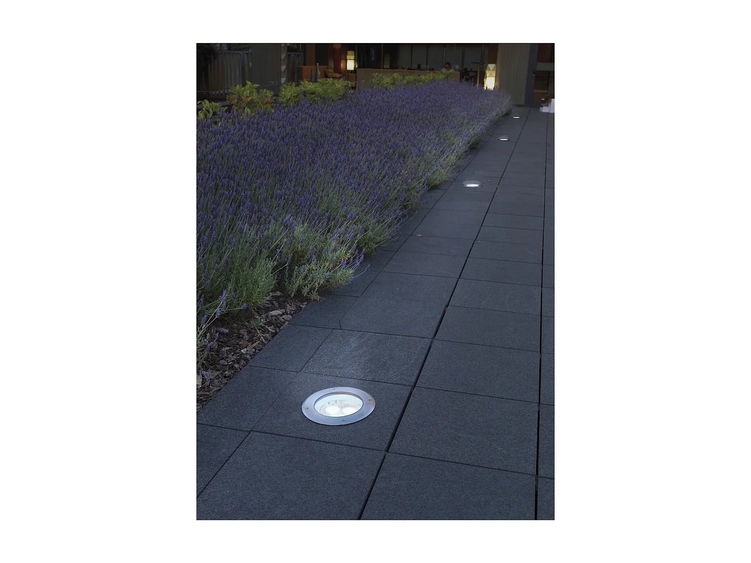 BORA Außeneinbauleuchte, moderner und vielseitiger Stil – D. ø12 cm – rund – LED SMD 3 W – 330 lm und 4 K – Aluminium – 500 kg – IP67 – Edelstahl