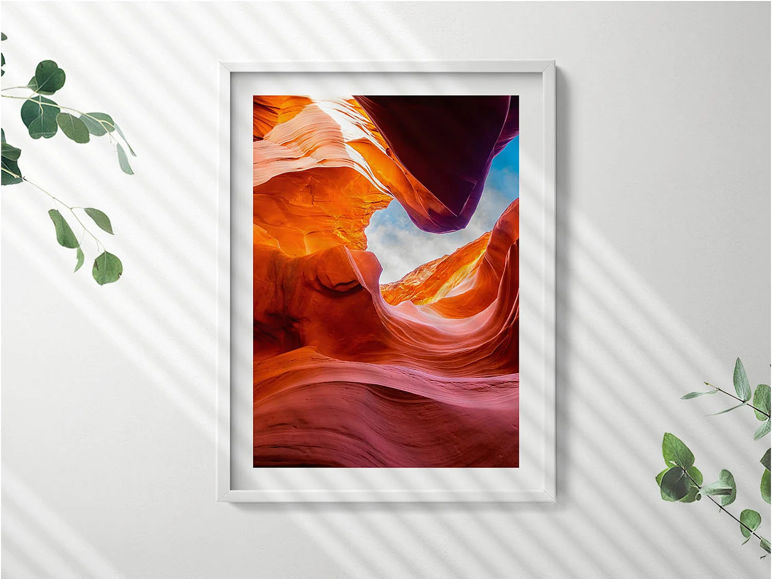 Tableau décoratif avec cadre blanc, Paysage rocheux du canyon 60 x 80 cm– Parfait pour le salon ou la chambre