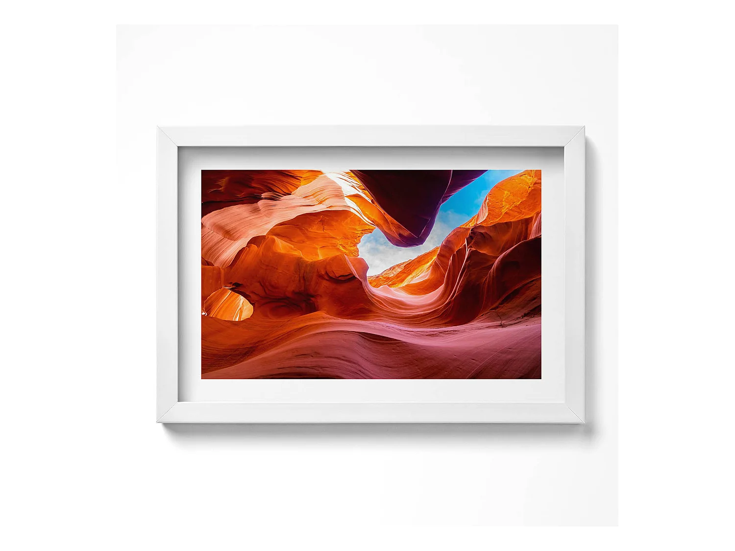 Tableau décoratif avec cadre blanc, Paysage rocheux du canyon 30 x 20 cm – Parfait pour le salon ou la chambre