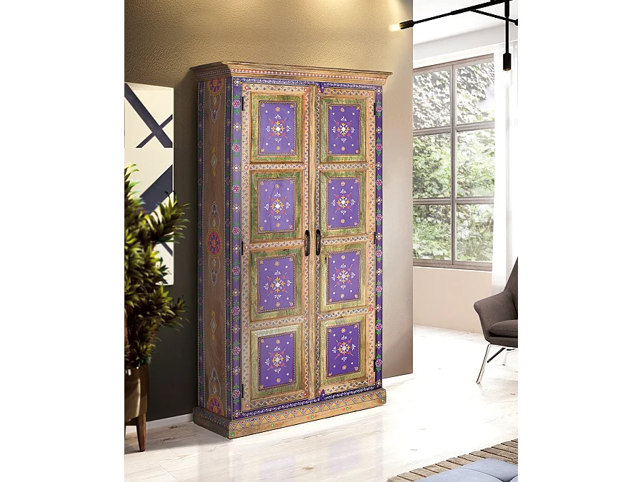 Armoire en bois de manguier et peinte à la main