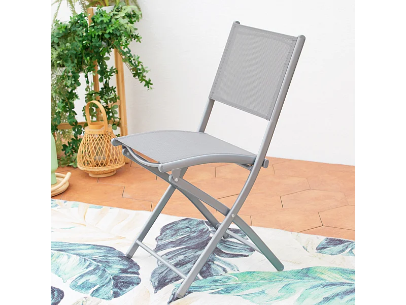 Lot de 4 chaises en acier MOLVINA