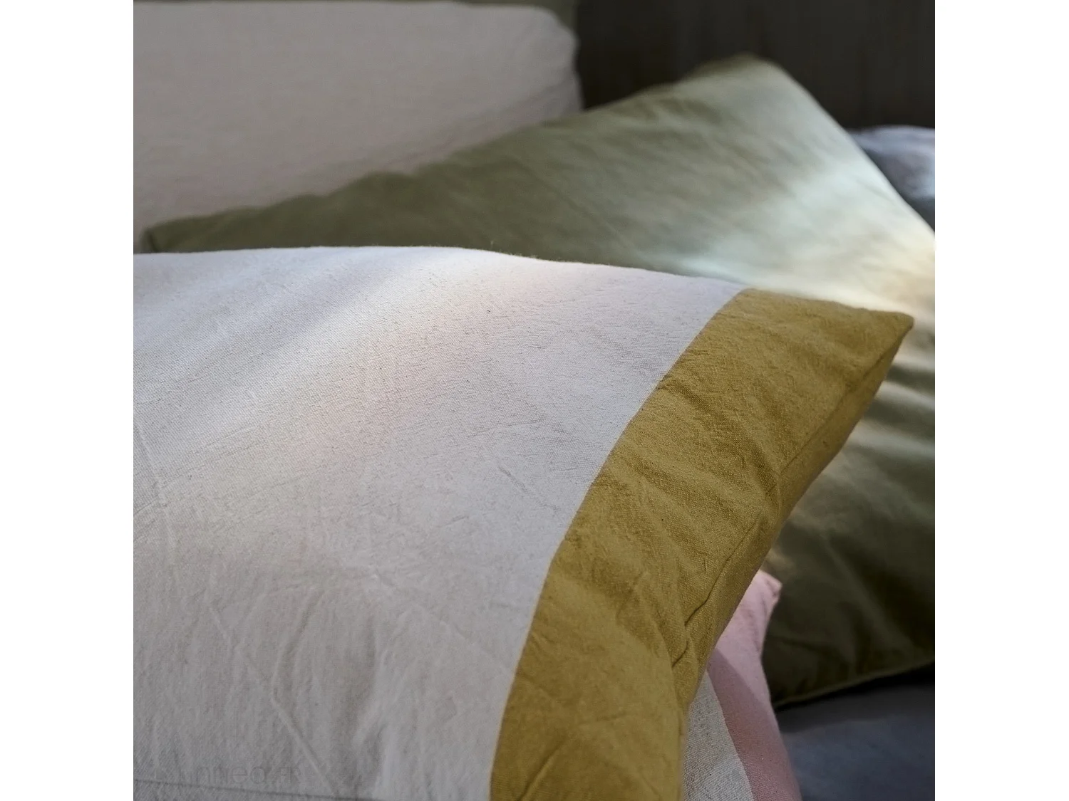 Housse de coussin en coton fil teint 45x45 cm cm JANIS vert mousse