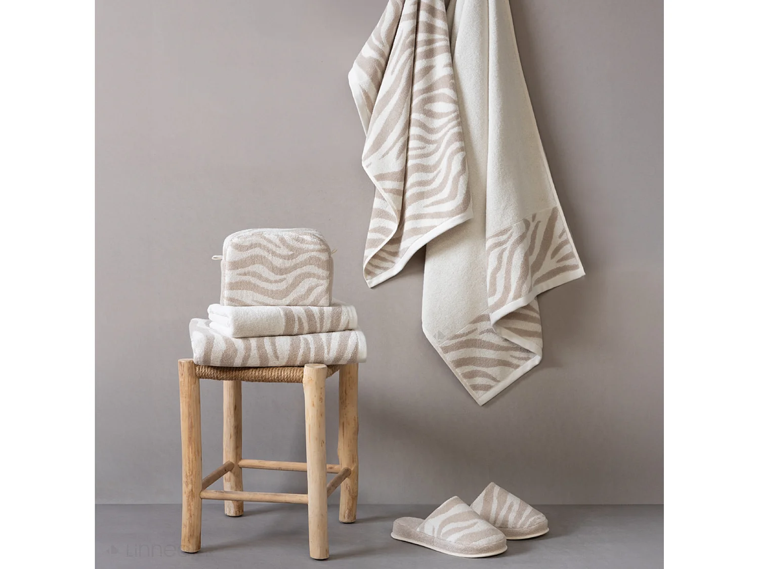 Serviette de toilette 50x100 cm ZEBRA SOFT pur coton motif zèbre beige