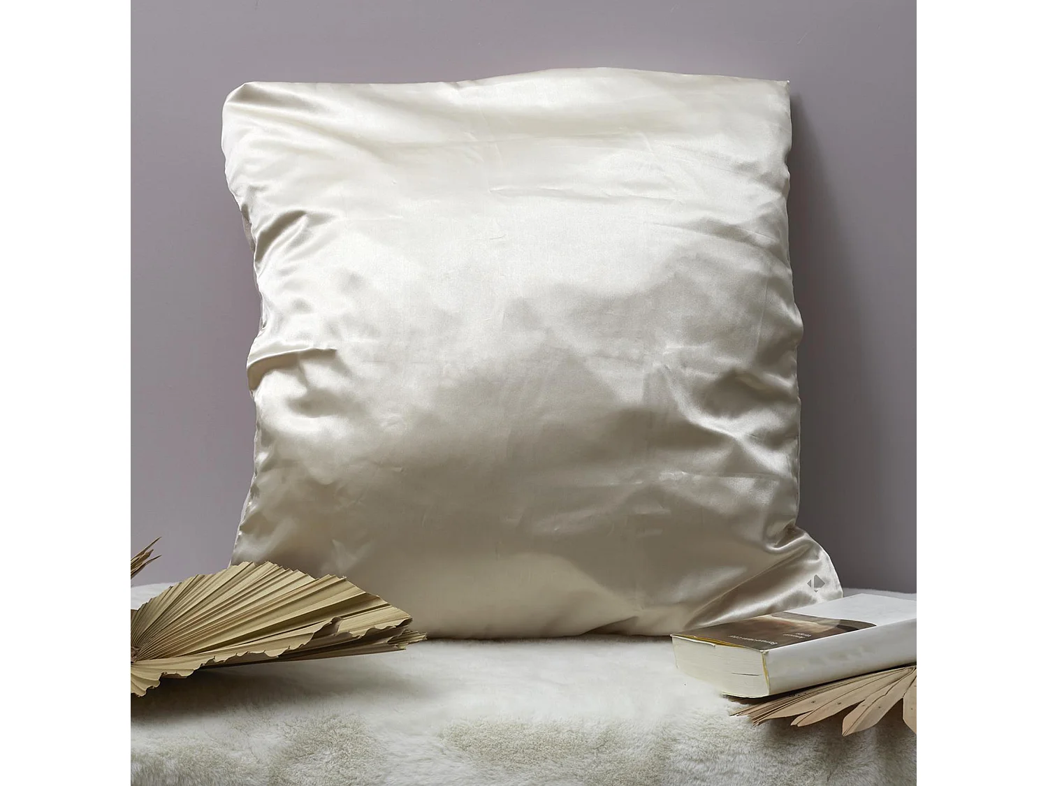 Taie d'oreiller microfibre réversible satin 60x60 cm HOSANA doré