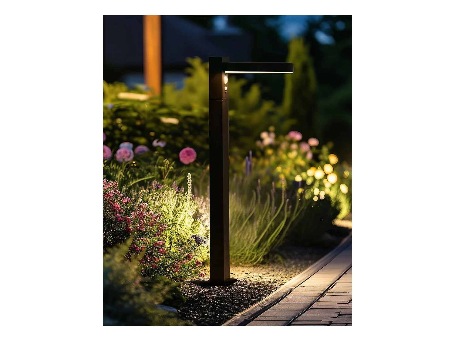 Borne solaire extérieure LED PARKERS Avec détecteur de mouvement Noir