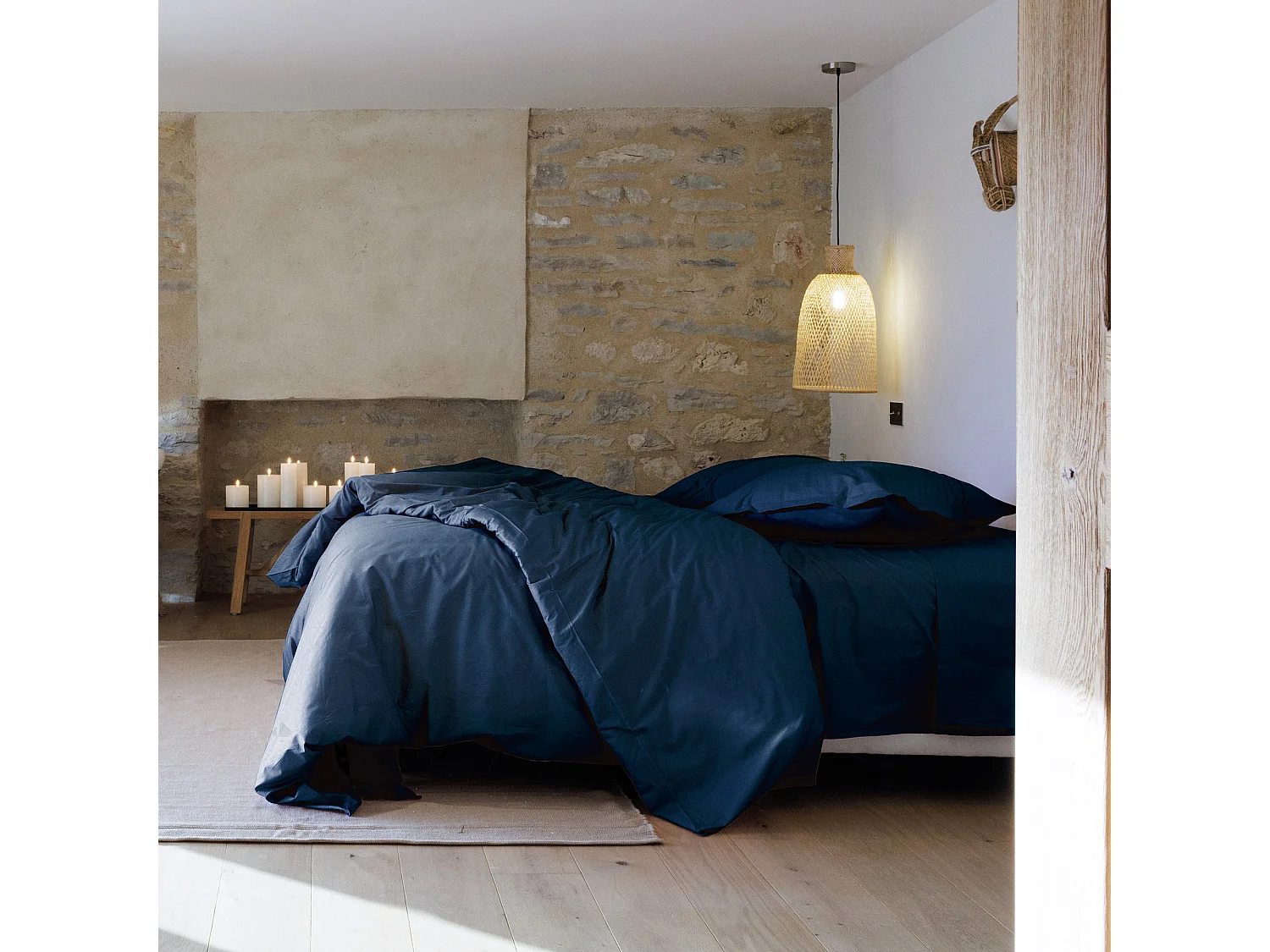 Parure de lit 260x240 cm set 50x70 cm percale MANOIR bleu Marine