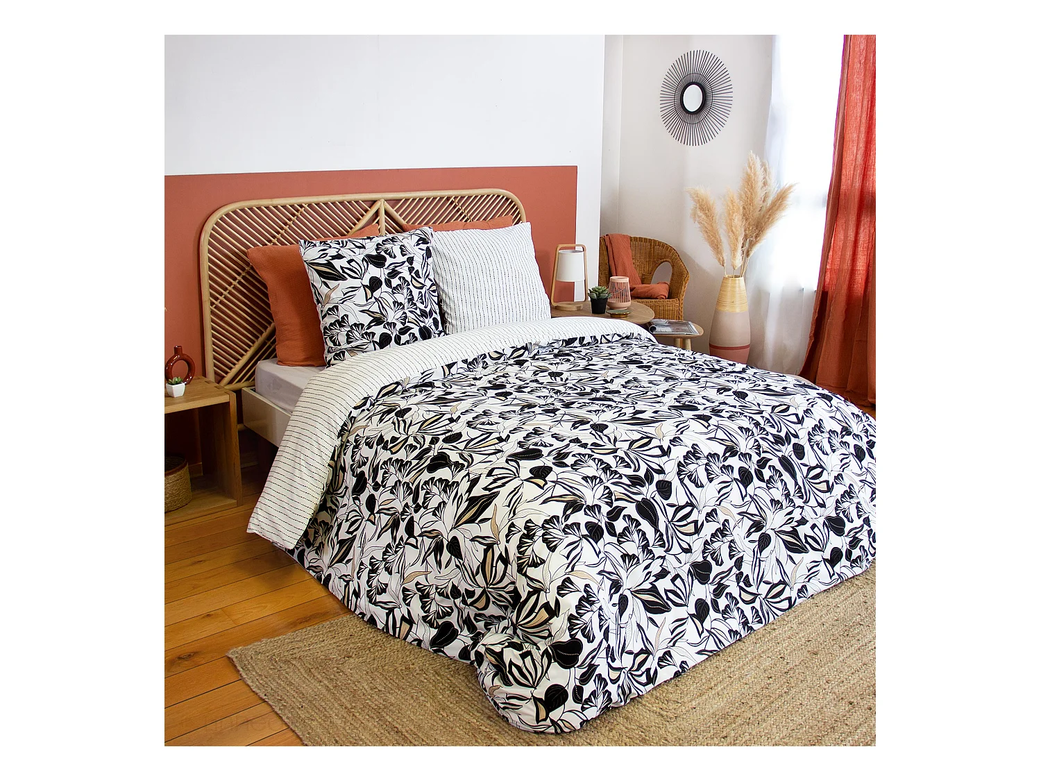 Parure de lit 240x220 cm en microfibre FLORE noir et blanc floral 3 pièces