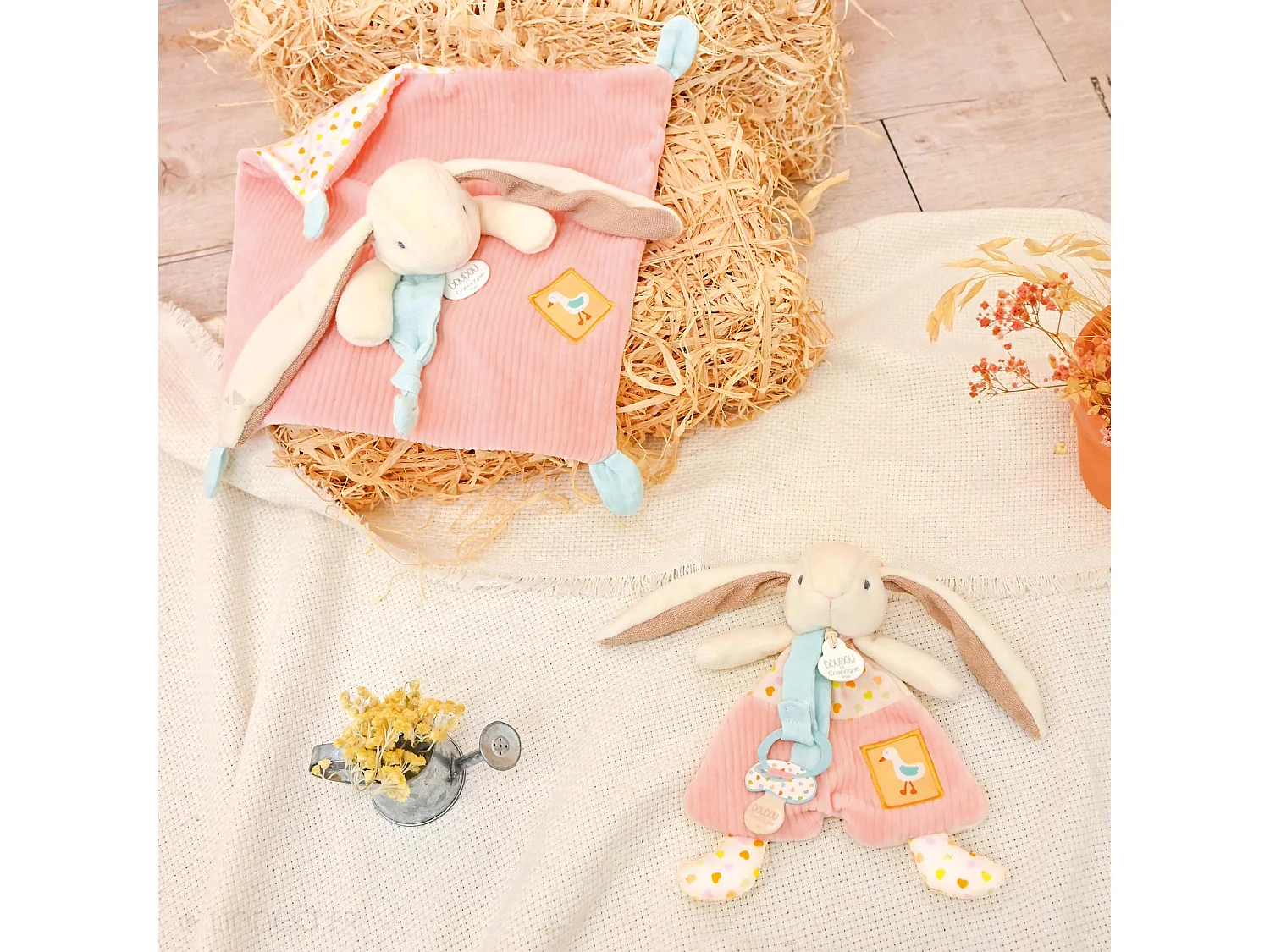 Doudou plat lapin Ciboulette 27 cm polyester collection DANS MON JARDIN rose