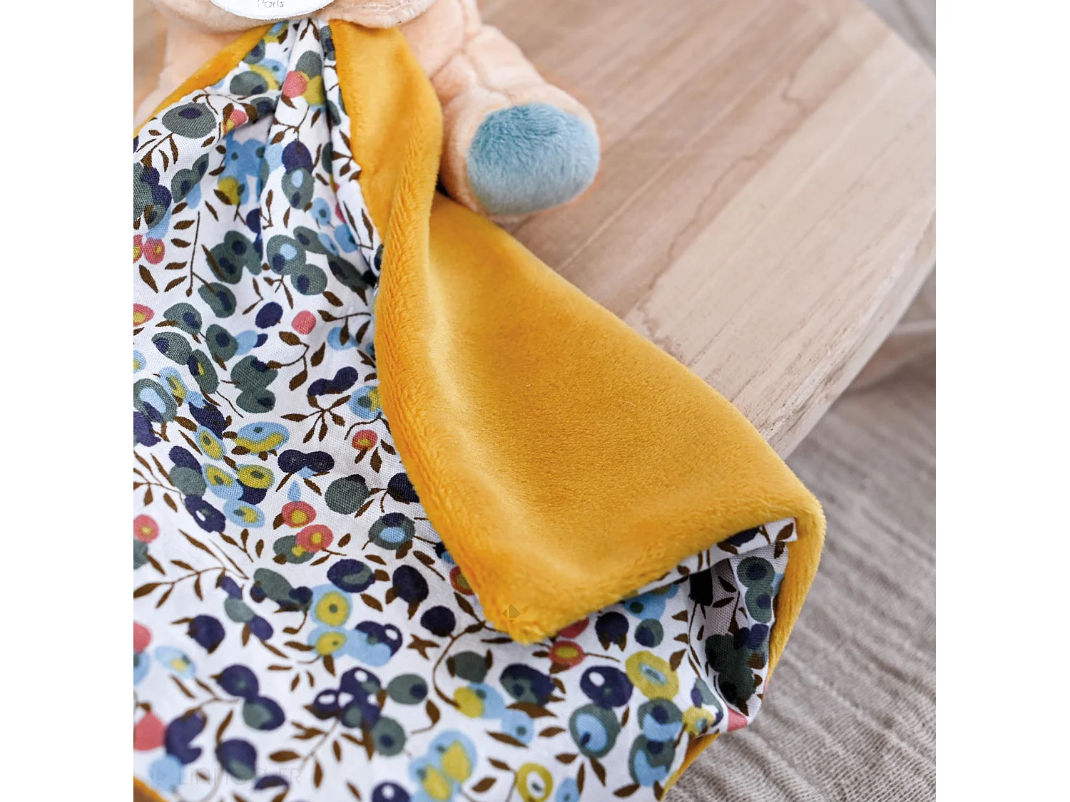 Doudou pantin 12 cm polyester BOH'AIME lion jaune multicolore