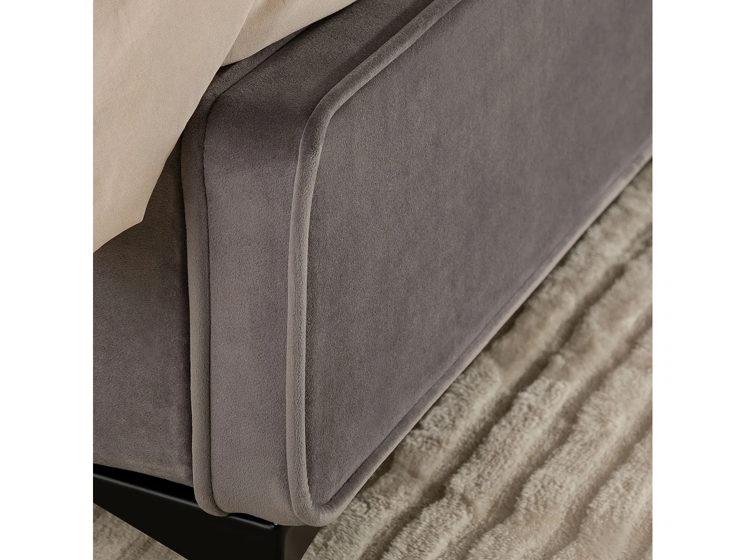 Lit double RAVELLO 140x190 cm, Revêtement en tissu, Lit style moderne pour 2 personnes, Cadre de lit avec sommier inclus, Gris