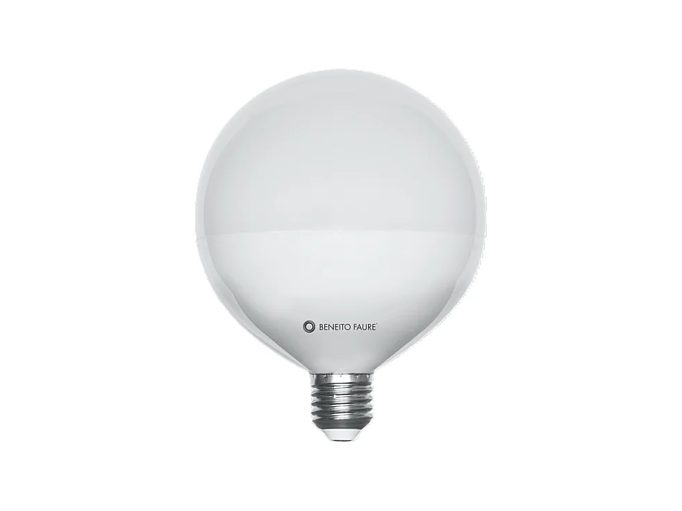 22W en 2600 lumen 3000K globe LED-lamp