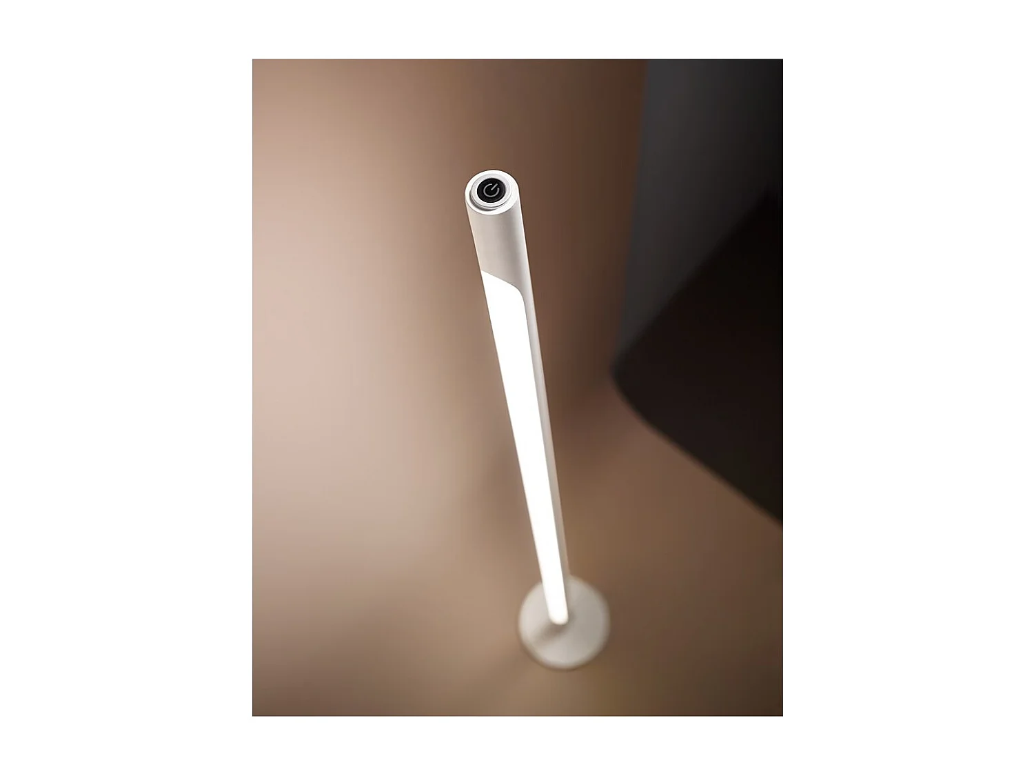 Lampadaire LED Stick blanc 6760 B LC PERENZ