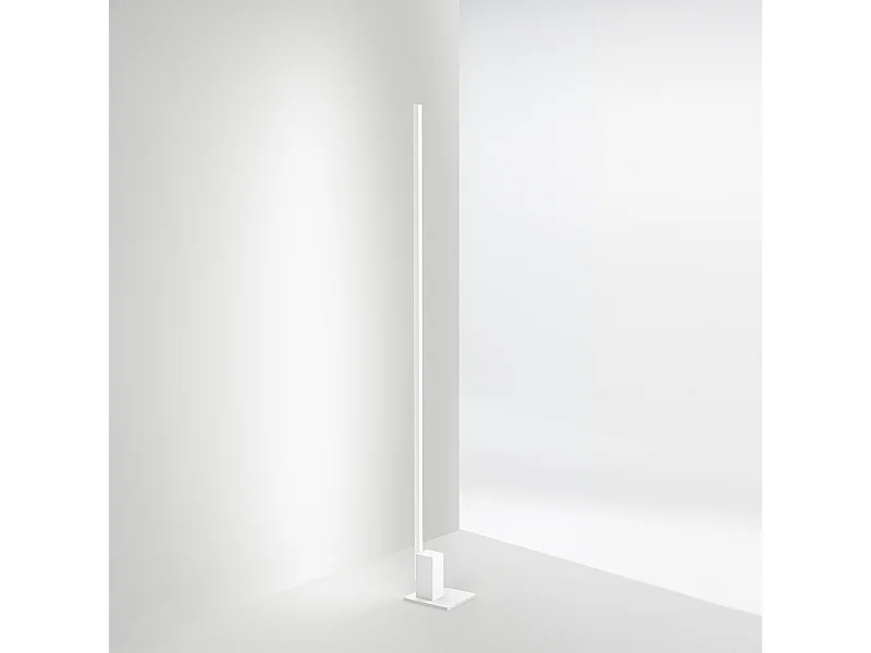 Piantana a Led SYNCRO Bianca in metallo H.168 cm Perenz