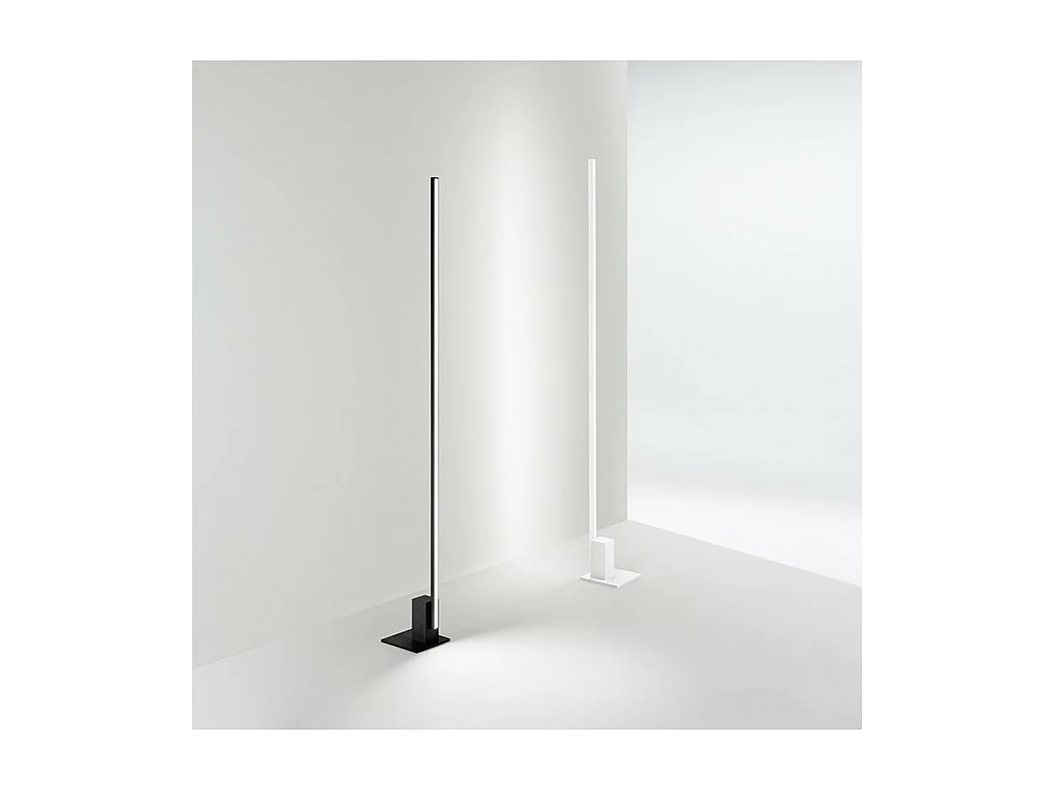 SYNCRO Weiße LED-Stehleuchte aus Metall H.168 cm Perenz