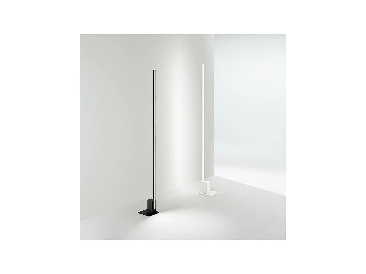 Piantana a Led SYNCRO Bianca in metallo H.168 cm Perenz