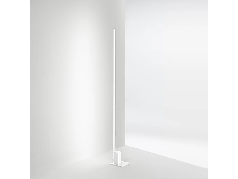 SYNCRO Weiße LED-Stehleuchte aus Metall H.168 cm Perenz