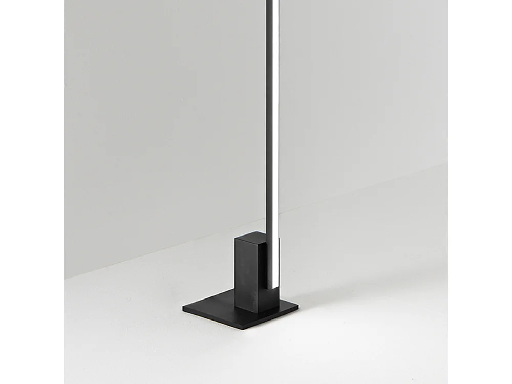 Perenz SYNCRO Black LED Floor Lamp in Metal H.168 cm