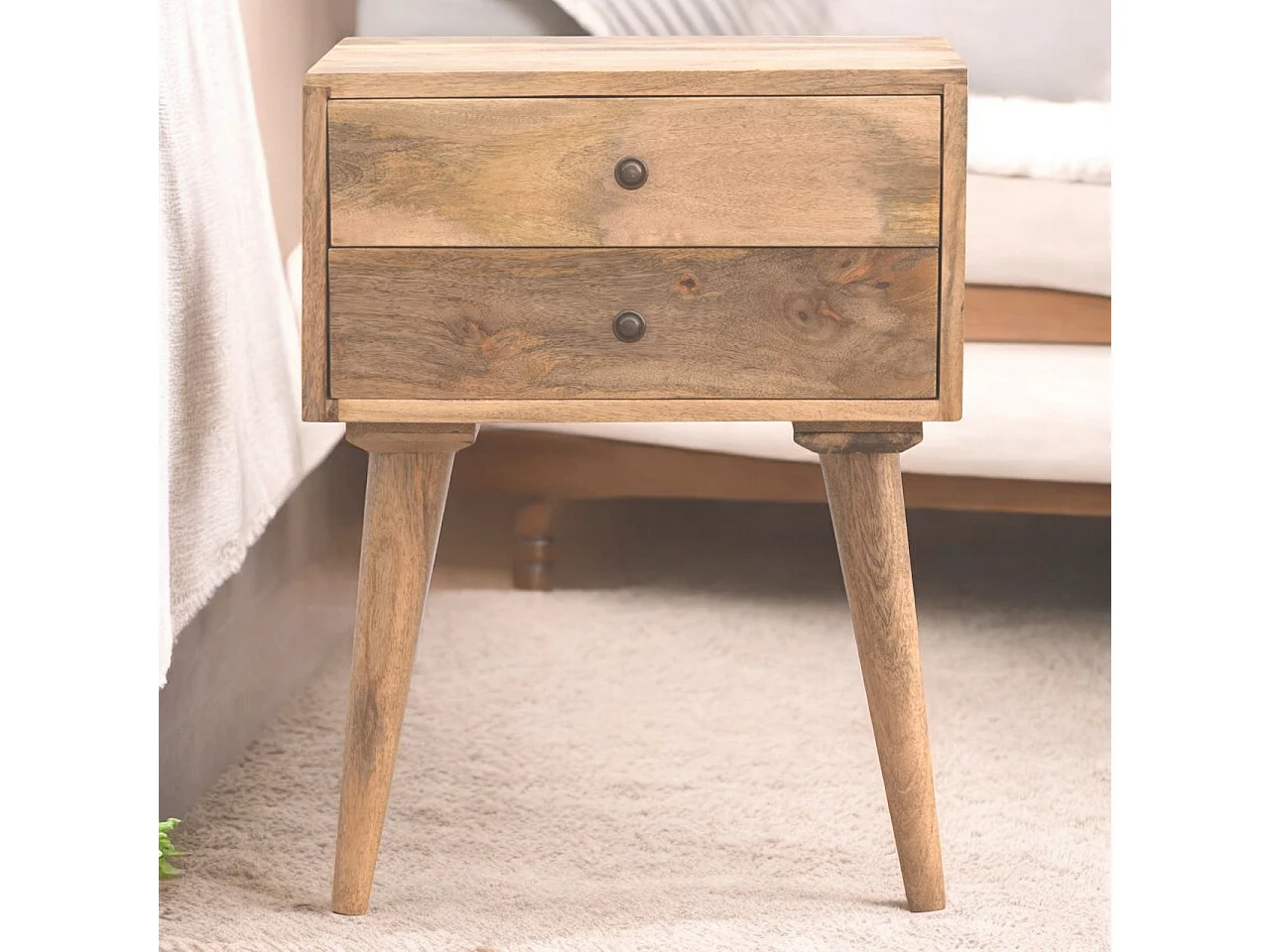 Comodino moderno in legno