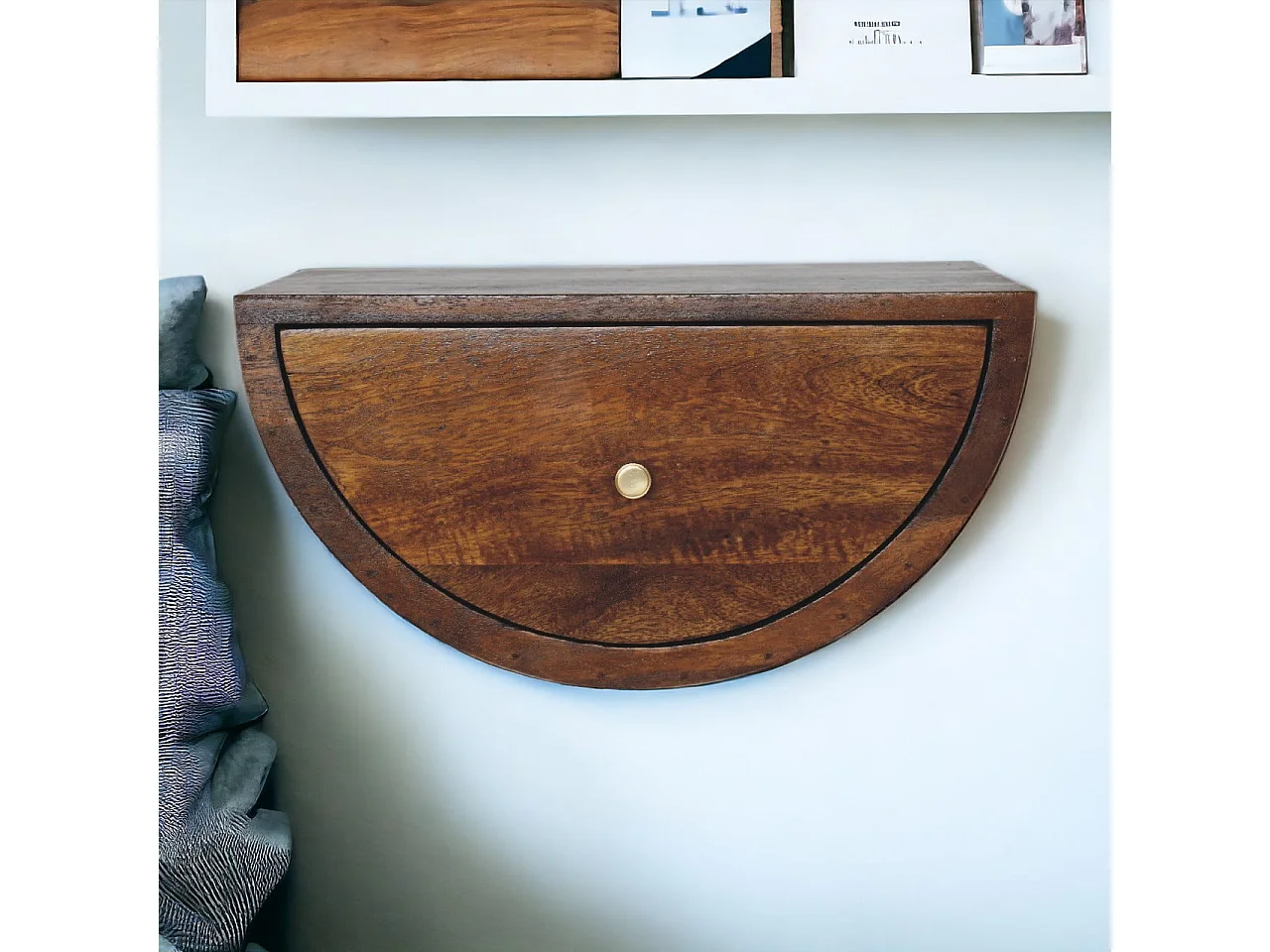 Szafka nocna Chestnut Crescent Floating