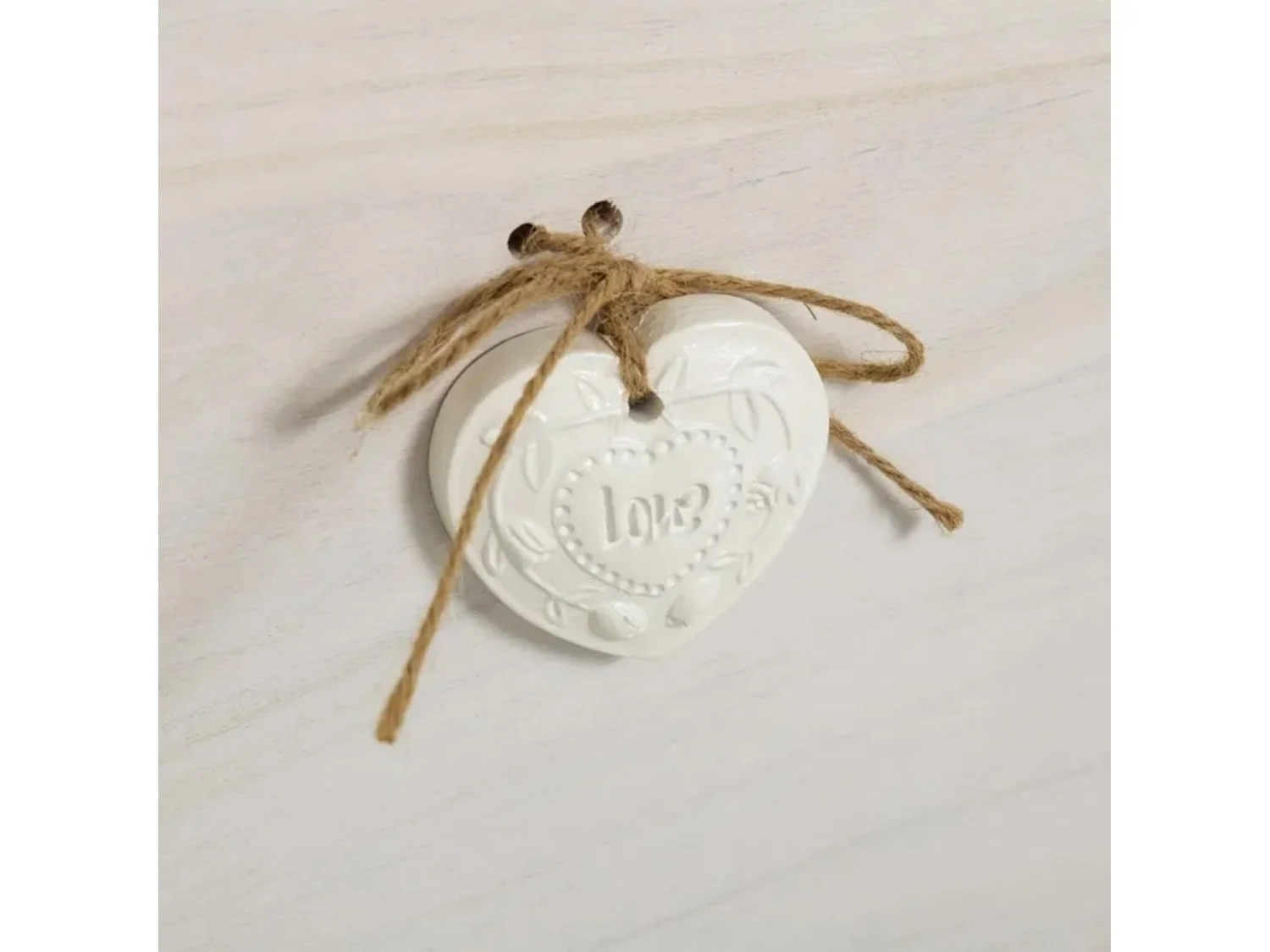 Commode meuble de rangement coloris beige/naturel - Longueur 71 x Profondeur 32 x Hauteur 49 cm