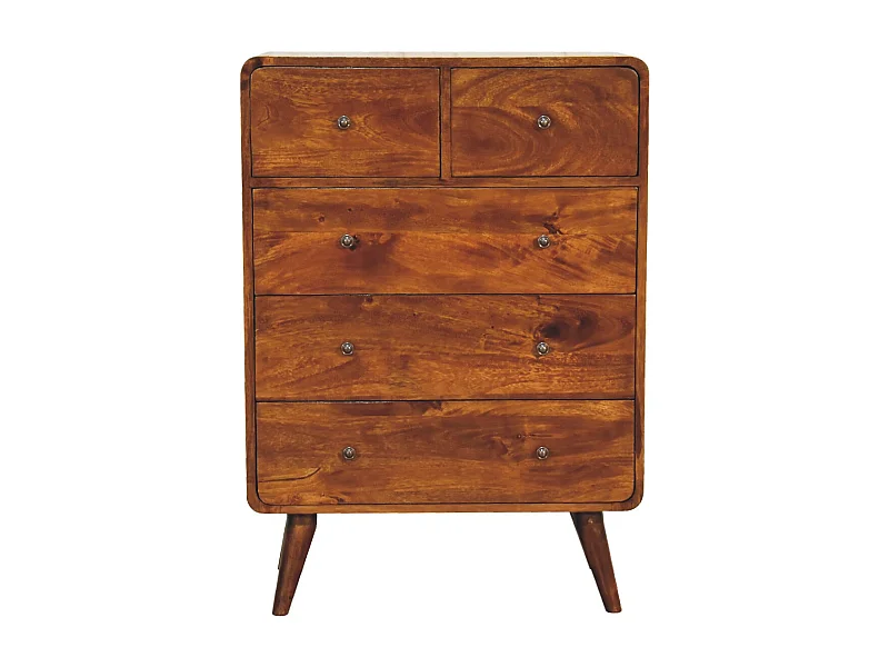 geschwungene Eichentruhe