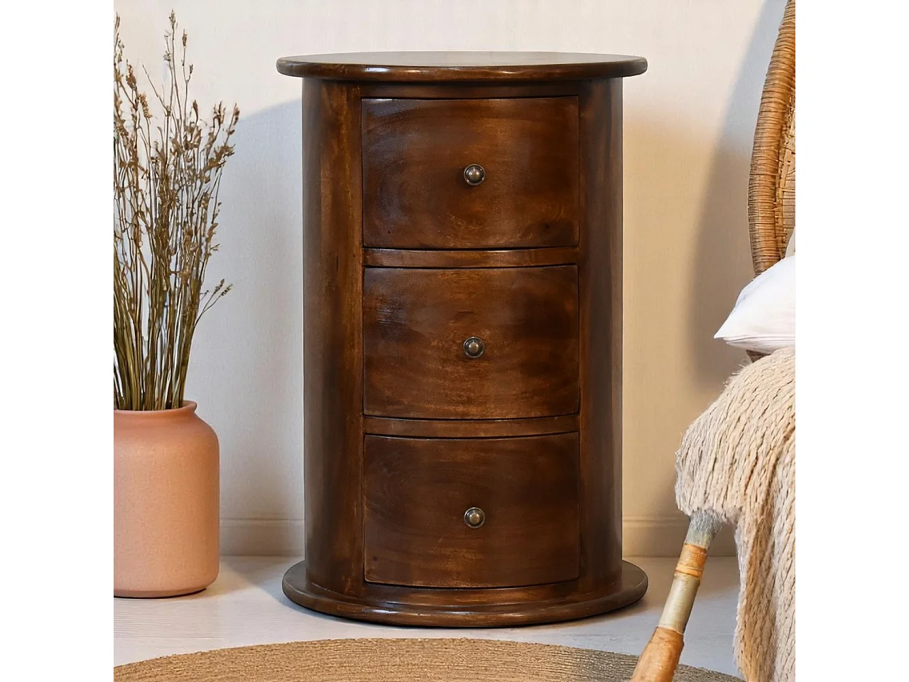 Artisan Furniture Kommode aus Massivholz mit Kastanienbraun-Finish, 3 Schubladen, braune Farbe.