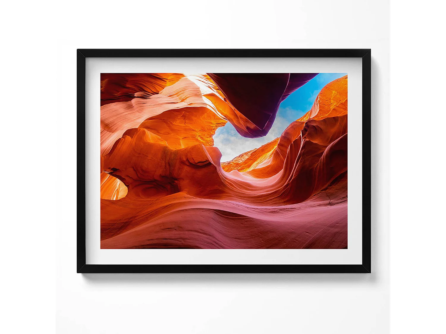 Quadro decorativo con cornice nera, Paesaggio roccioso del canyon 80 x 60 cm – Perfetto per il soggiorno o la camera da letto