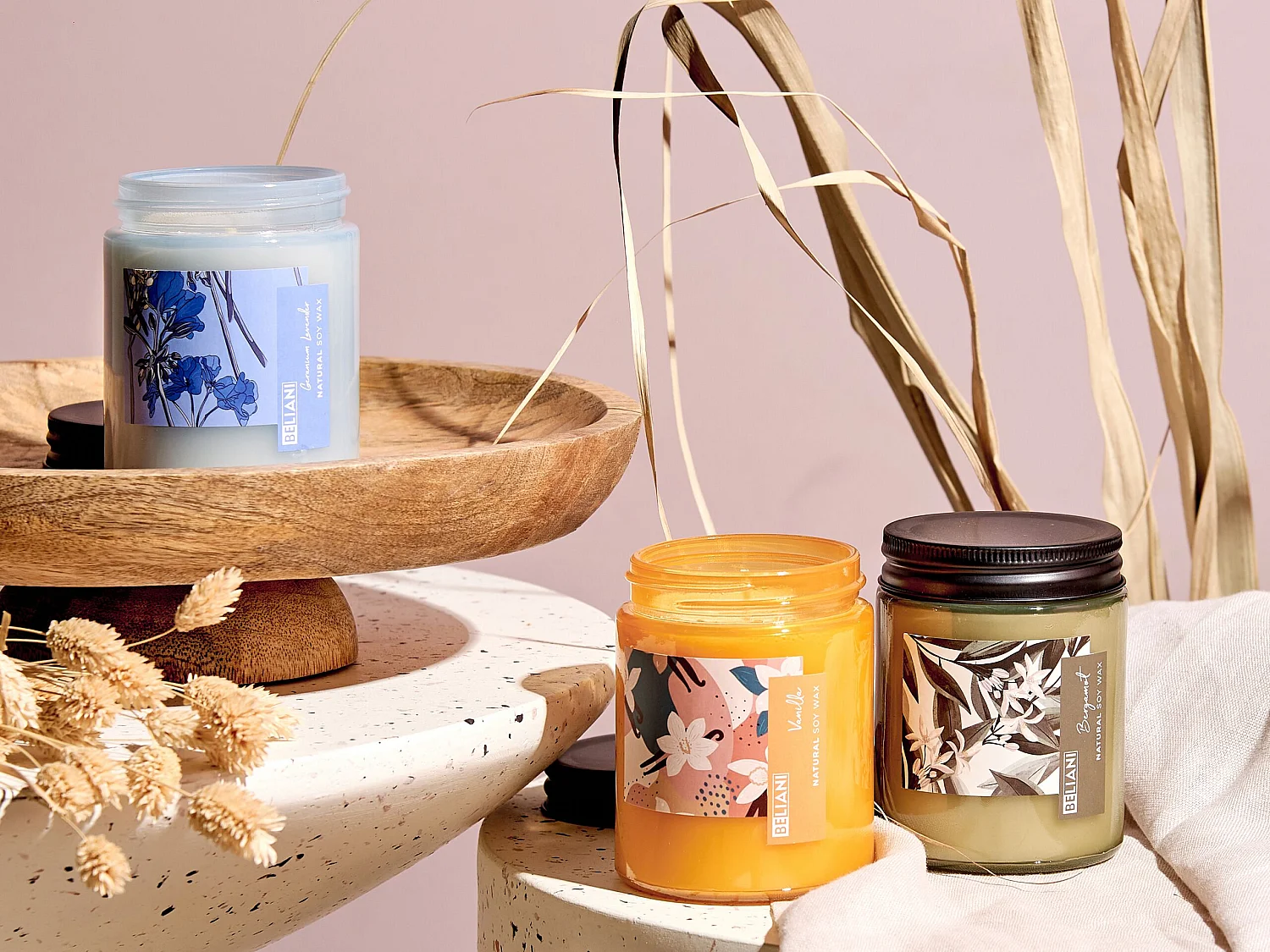 Conjunto de 3 Velas Perfumadas FRUITY BLOOM Cera de soja Notas frescas Notas florais