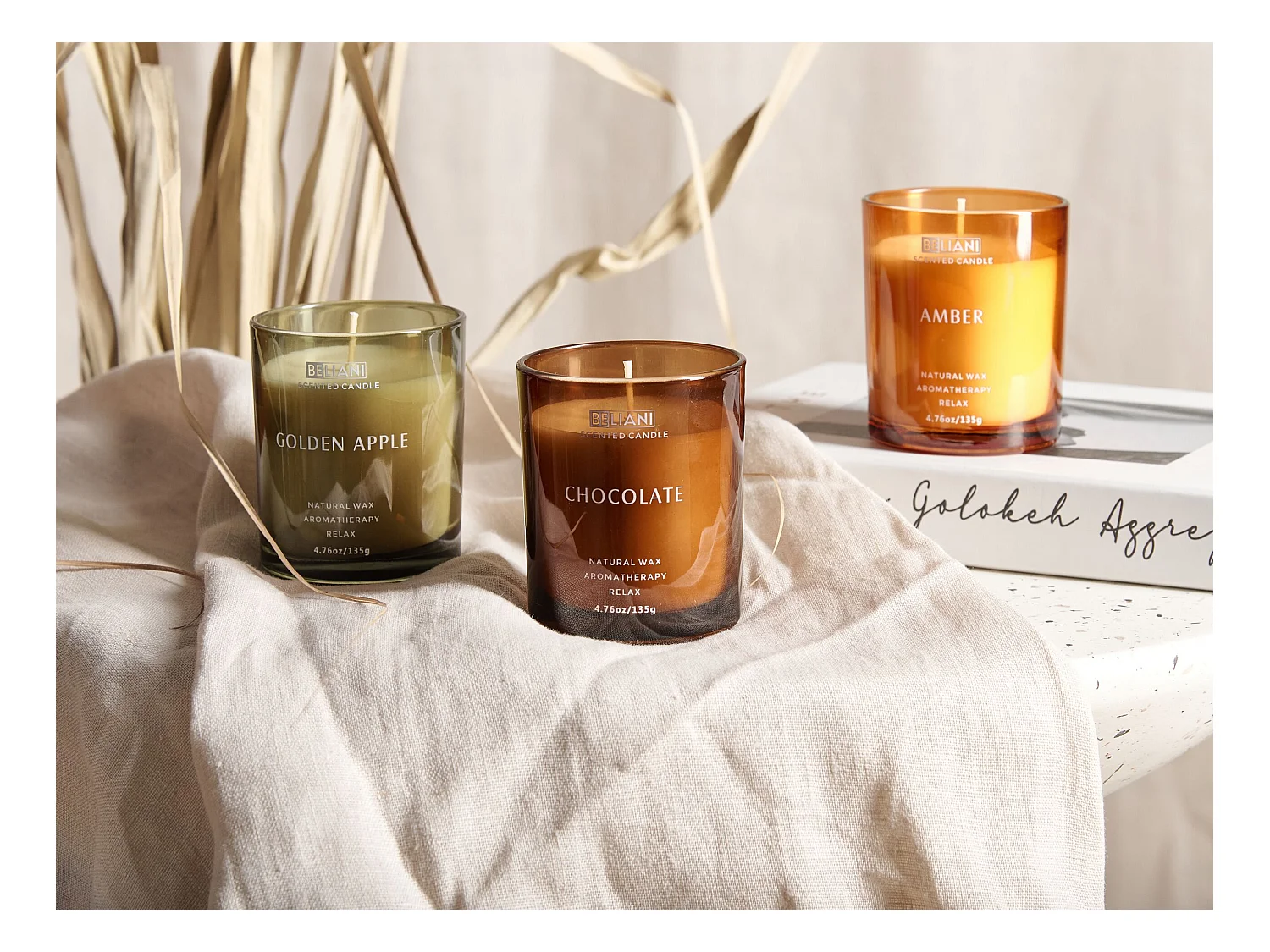 Conjunto de 3 Velas Perfumadas SHEER JOY Cera de soja Notas frutadas Notas frescas