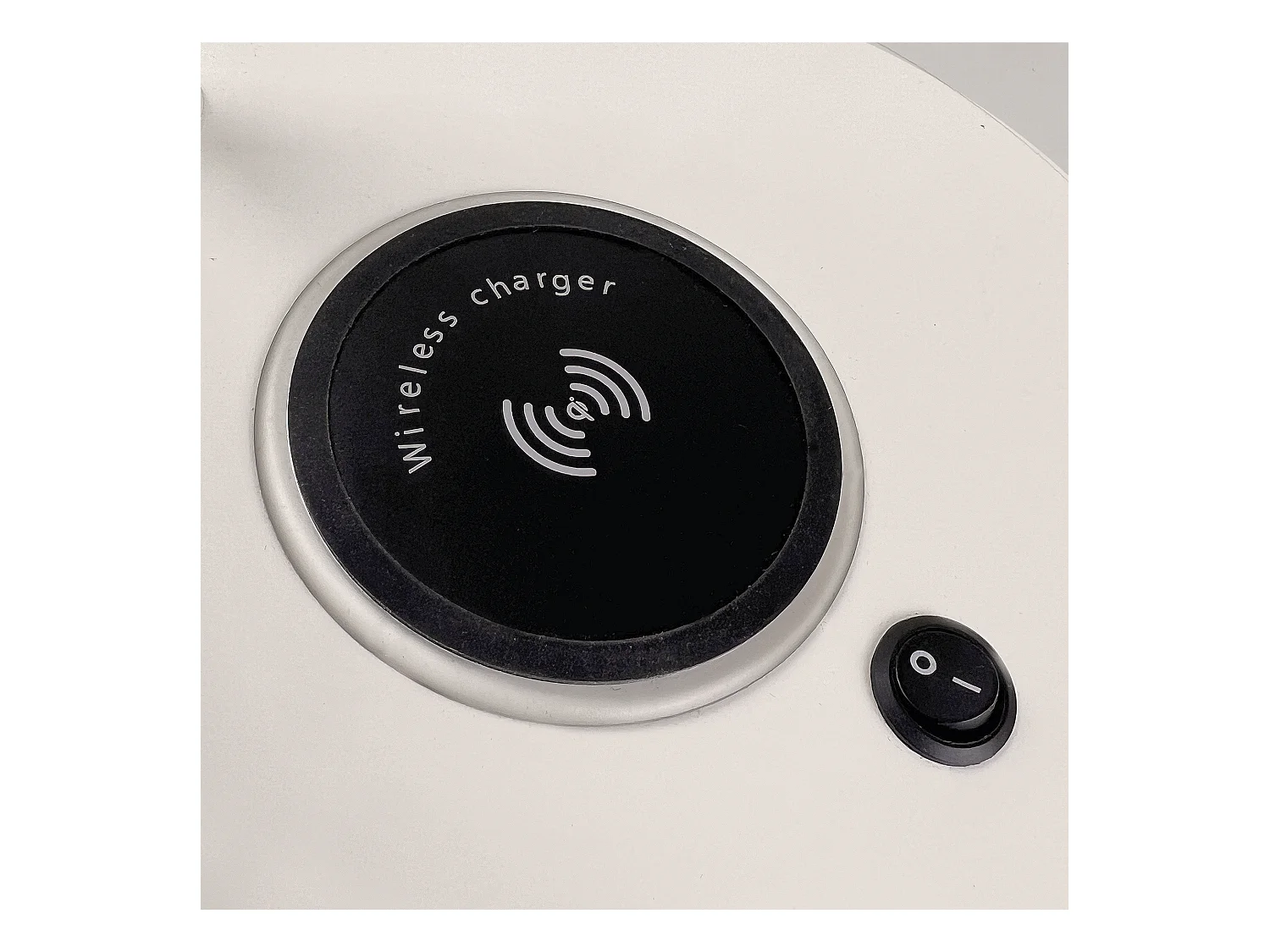 VALAN tafellamp klassieke en moderne stijl - Hoogte 35 cm - E27 60W - IP20 - 350º - oplaadbasis - 1,5 meter kabel - aan&uit - staal en hout - wit