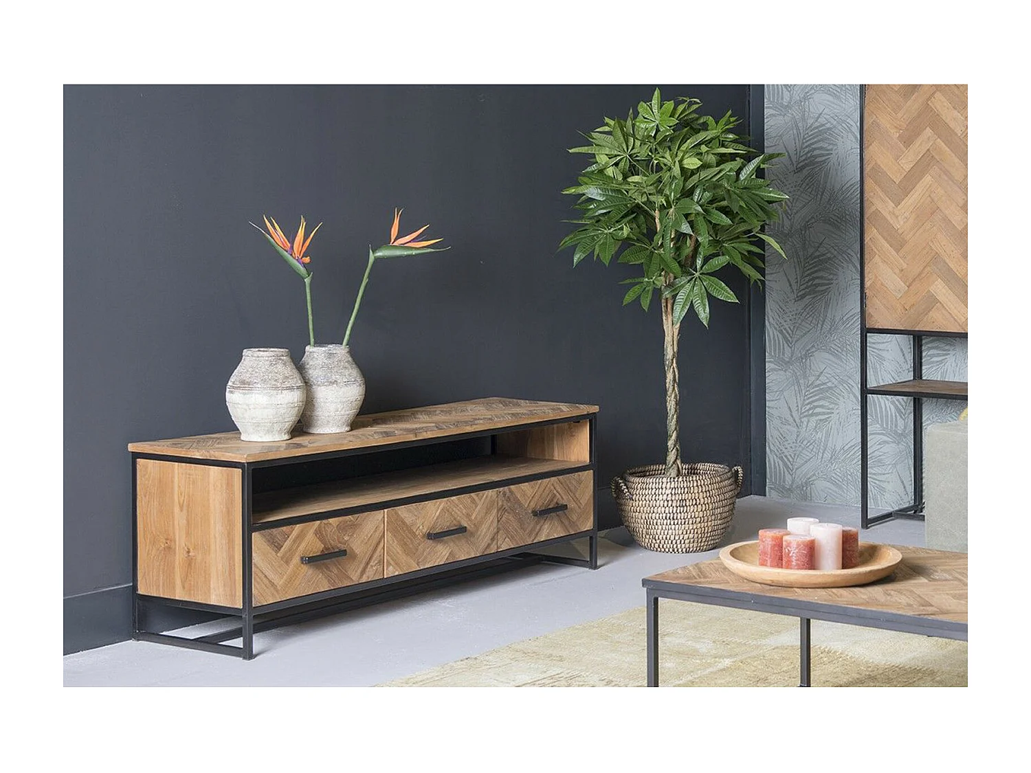 BIARRITZ-Meuble TV 3T L.150 cm, Teck massif et métal noir