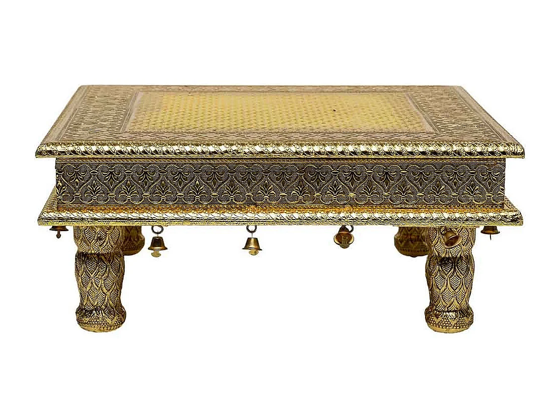 Mesa lateral de metal com relevo dourado 38x38x12