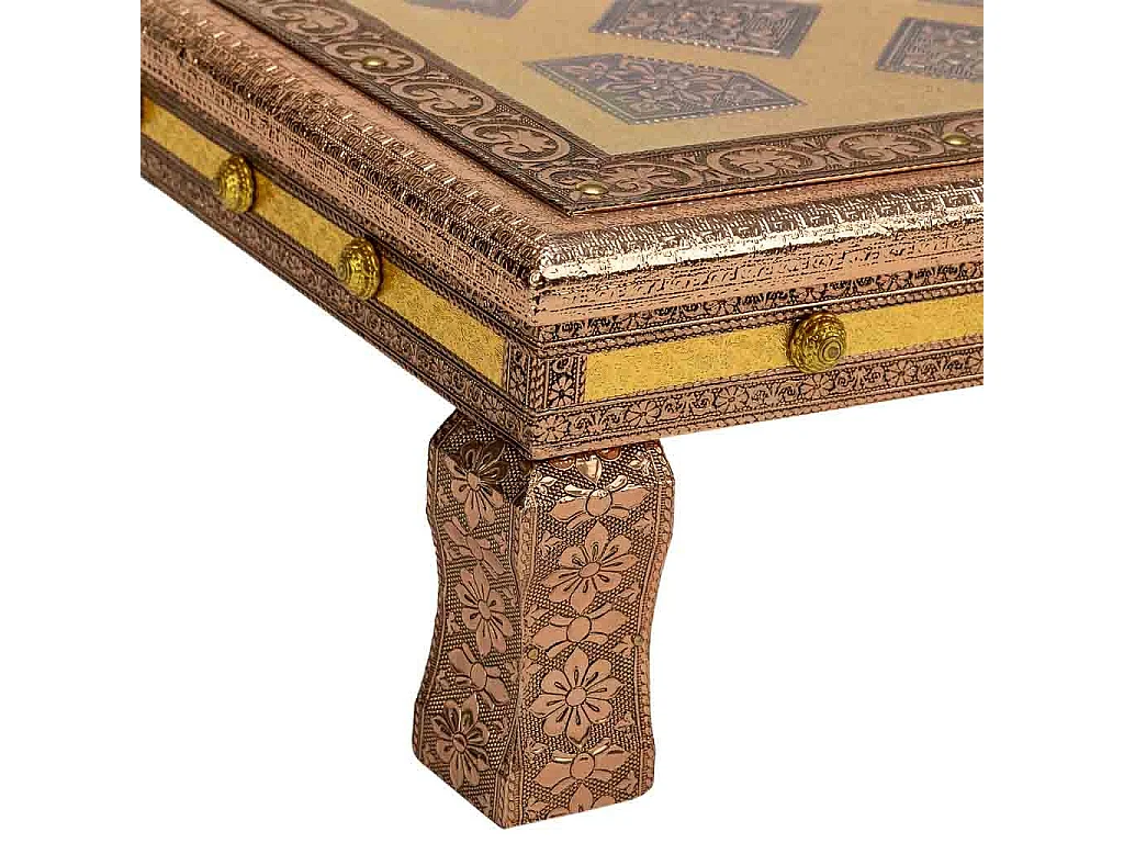 Mesa lateral de metal com relevo cor cobre 38x38x14