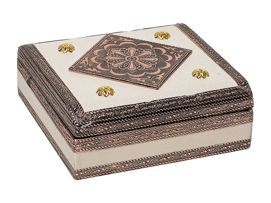 Boîte à bijoux en métal repoussé couleur cuivre 15x15x5h