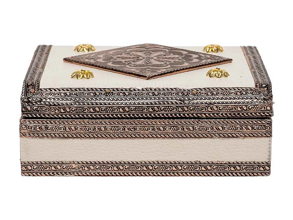 Boîte à bijoux en métal repoussé couleur cuivre 15x15x5h