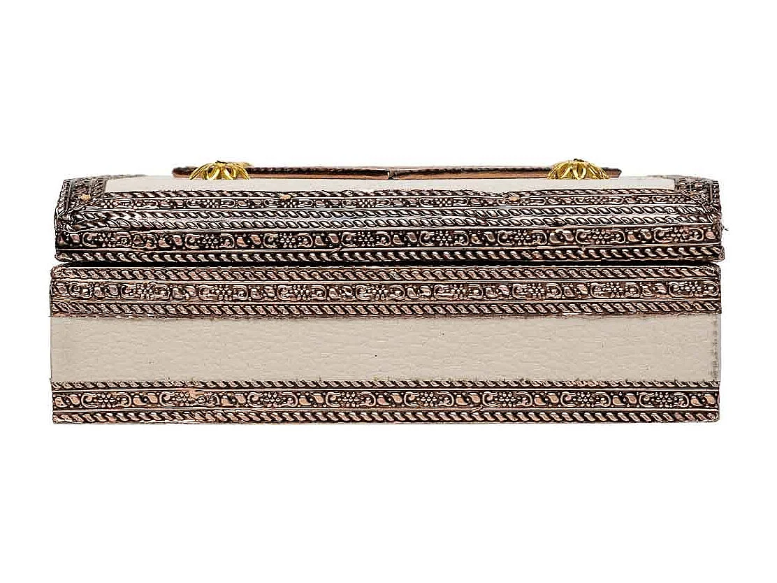 Joyero de metal repujado color cobre 15x15x5