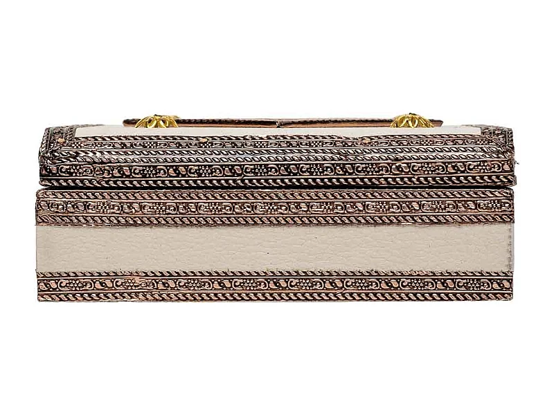 Caixa para jóias em metal com relevo cor cobre 15x15x5