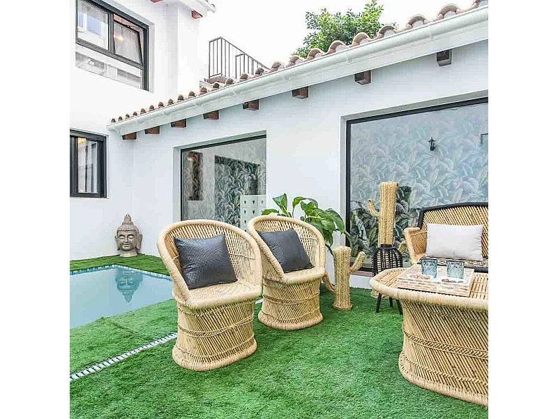 Fauteuil rond en bambou 62x46x83h