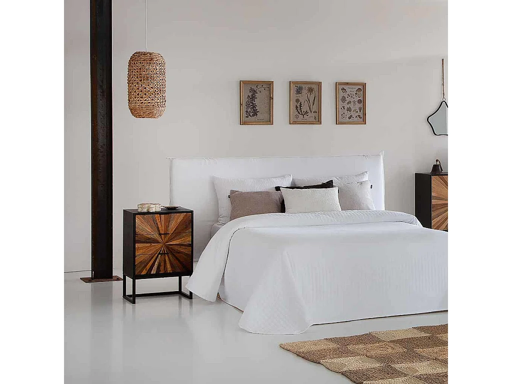 Mesa de cabeceira de madeira e metal com 3 gavetas castanha 44x35x66