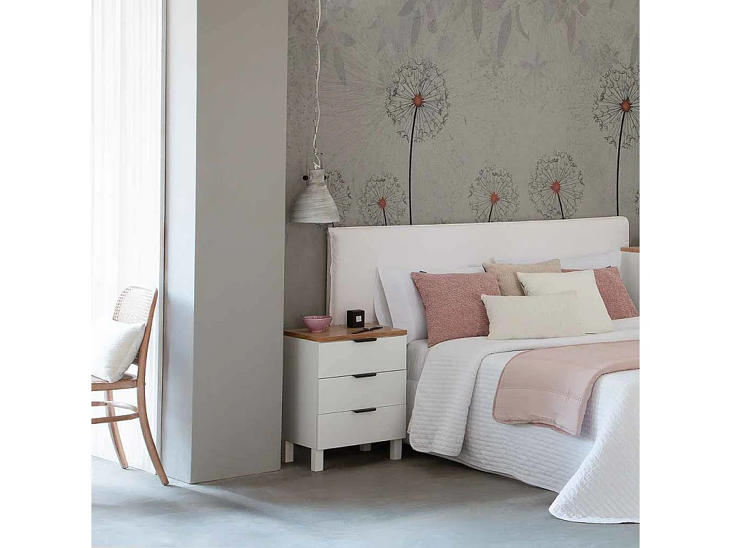 Table de nuit en bois avec 3 tiroirs 45x35x60