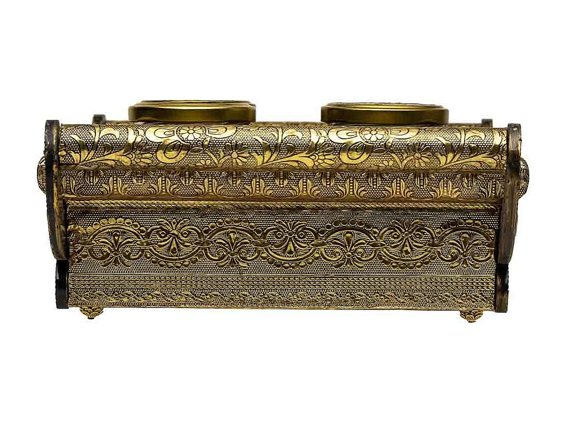 Bandeja de metal com relevo dourado 33x27,5x7