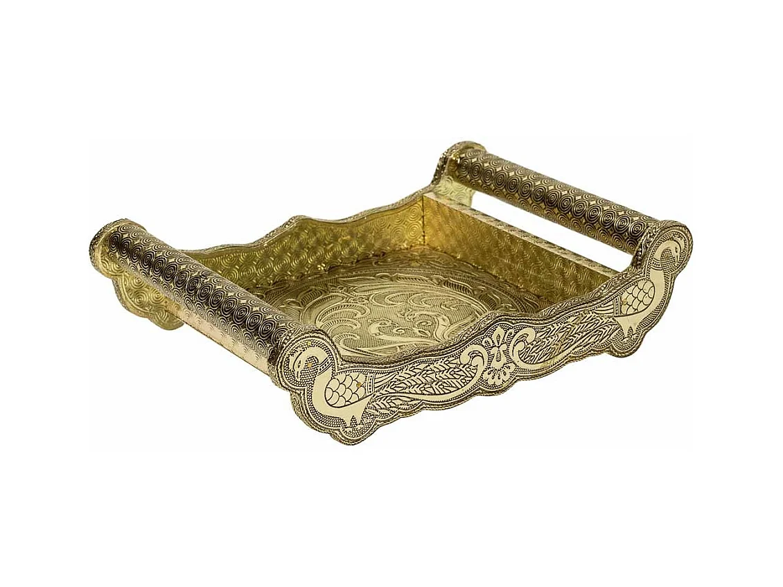 Plateau en métal repoussé doré 30x21x6h