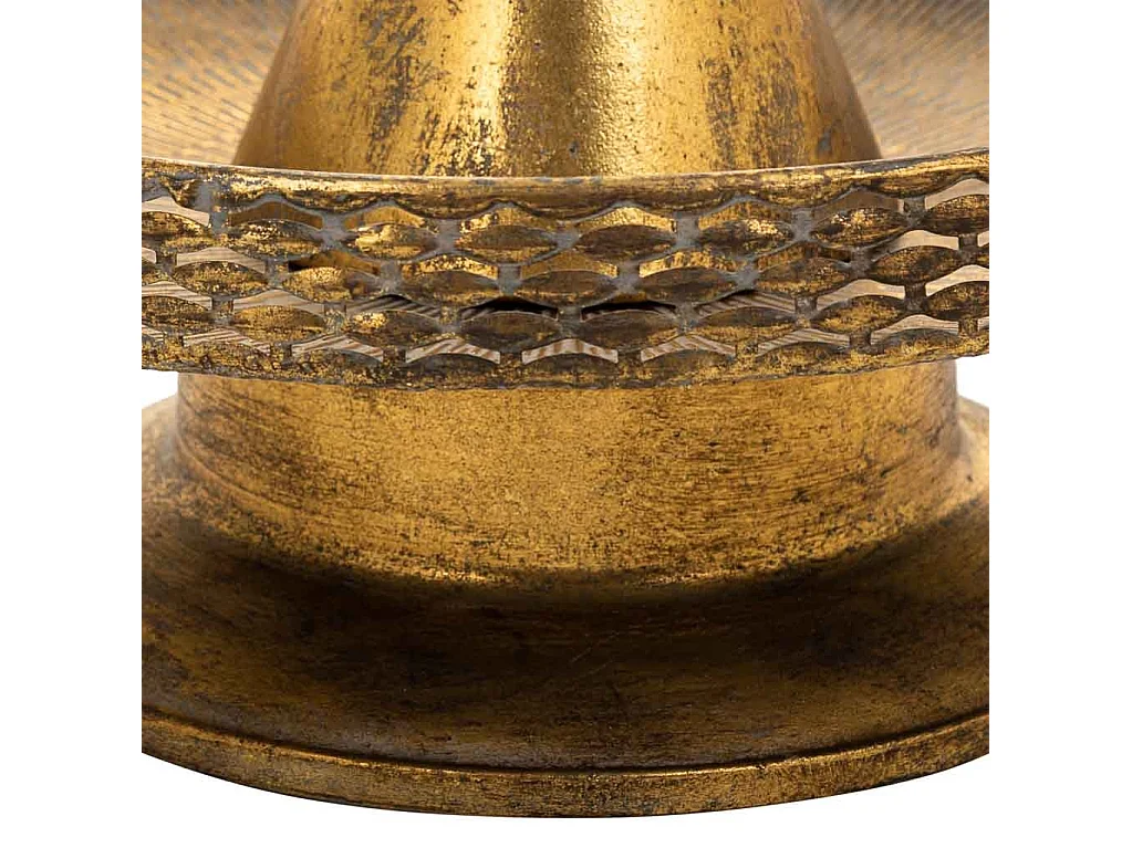 Mitteltisch aus goldenem Metall, 39,5 x 39,5 x 43,5 h cm