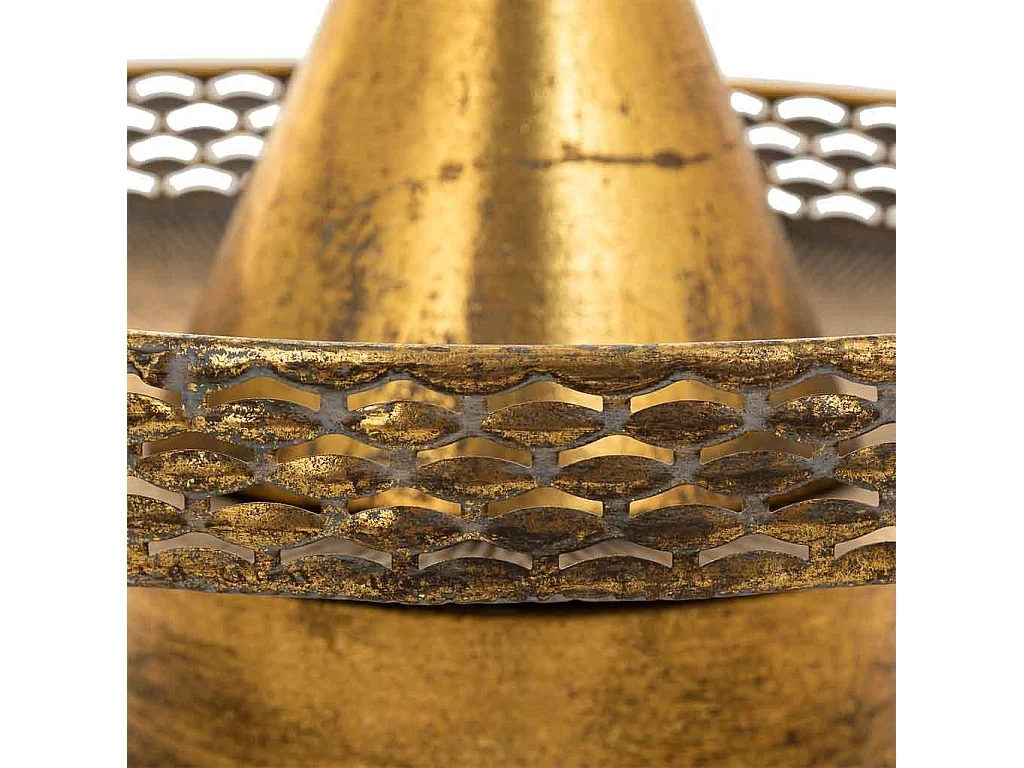 Mitteltisch aus goldenem Metall, 39,5 x 39,5 x 43,5 h cm