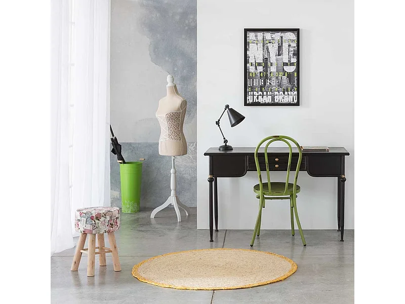 Banqueta de madeira forrada com tecido lilás 32x32x44