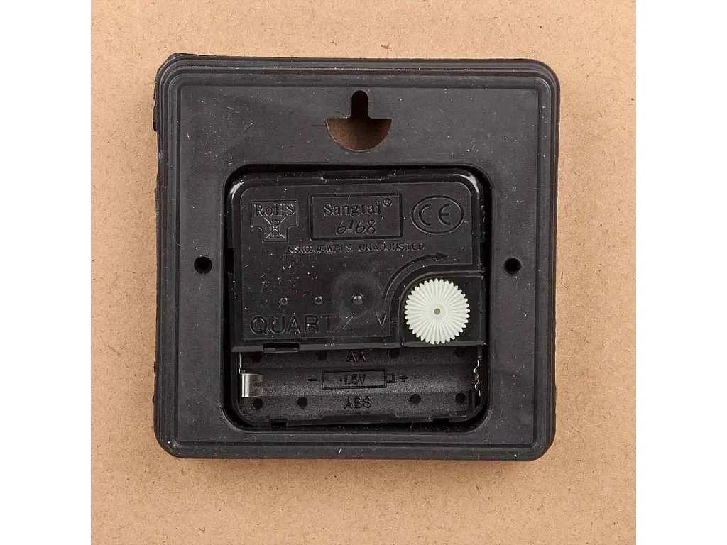 Schwarze Holzwanduhr T34x2h cm