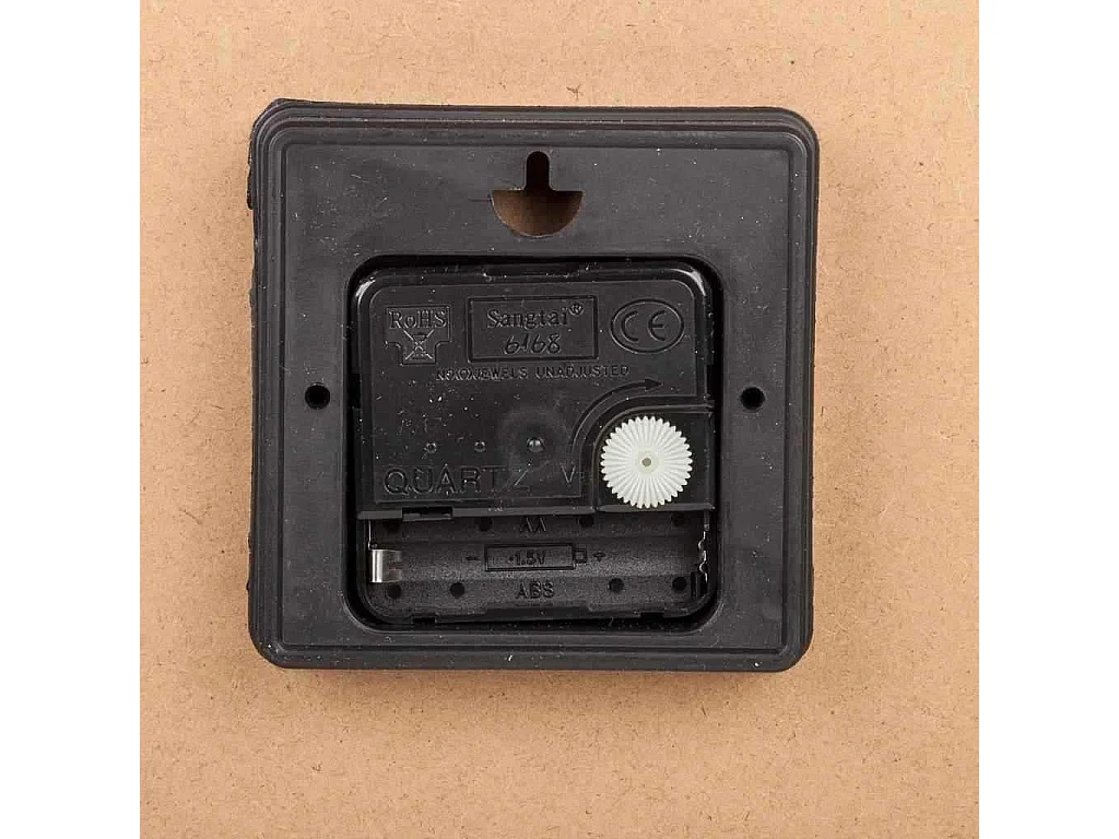 Braune Holzwanduhr T34x2H cm