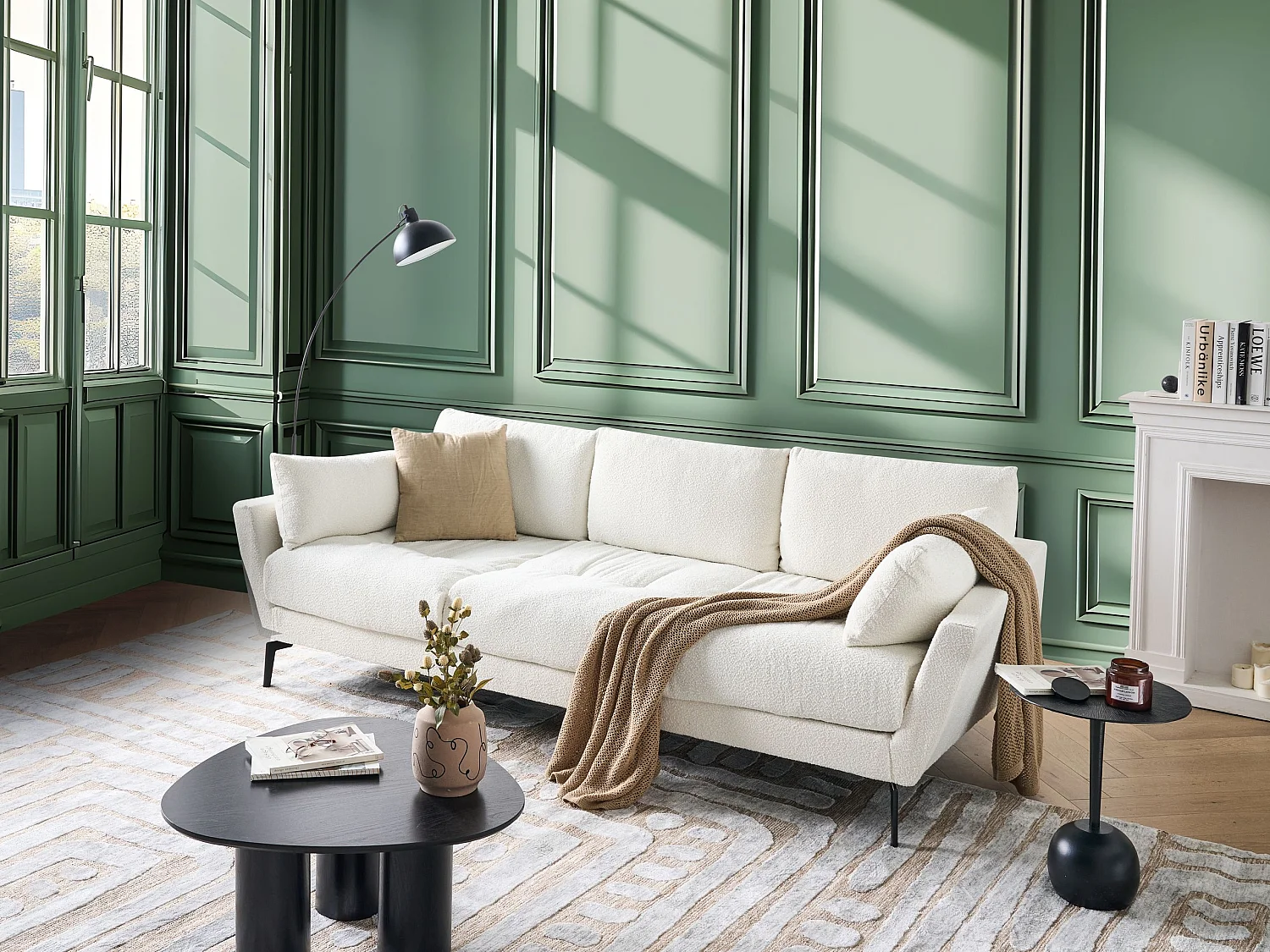 Sofa NENOLA Boucle Złamana biel dla 4 osób